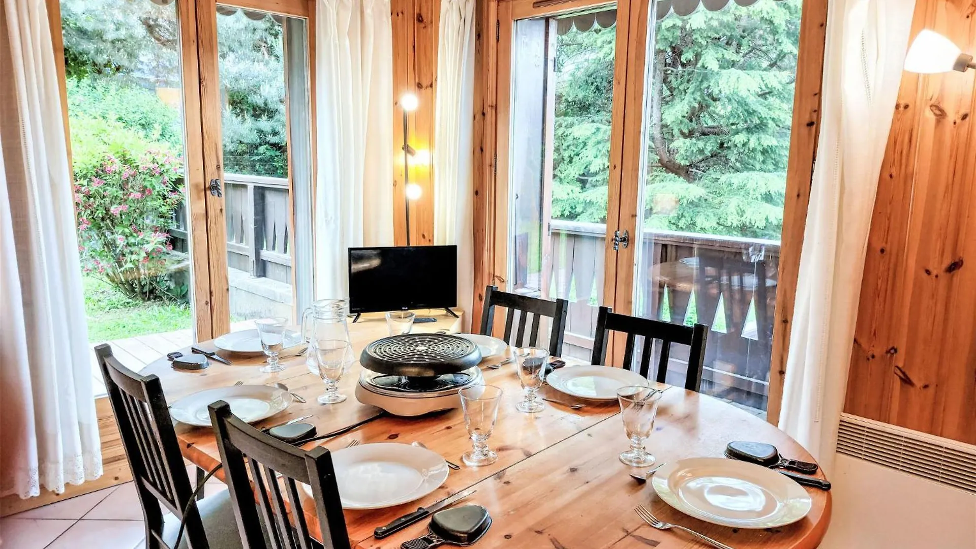 Apartment Les Jardins Alpins-8 By Interhome Saint-Gervais-les-Bains